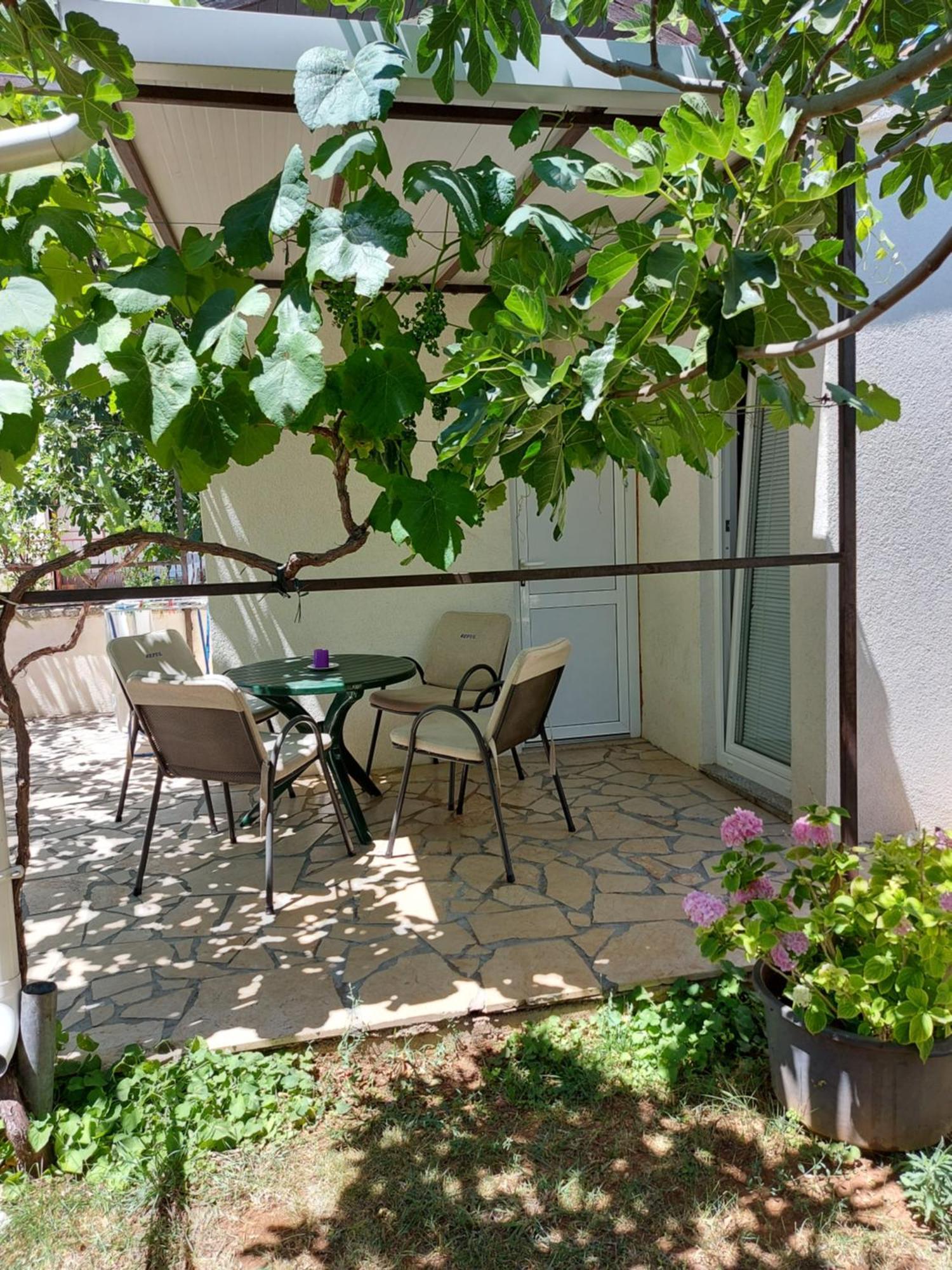Apartments Jonjic Vodice Exterior photo