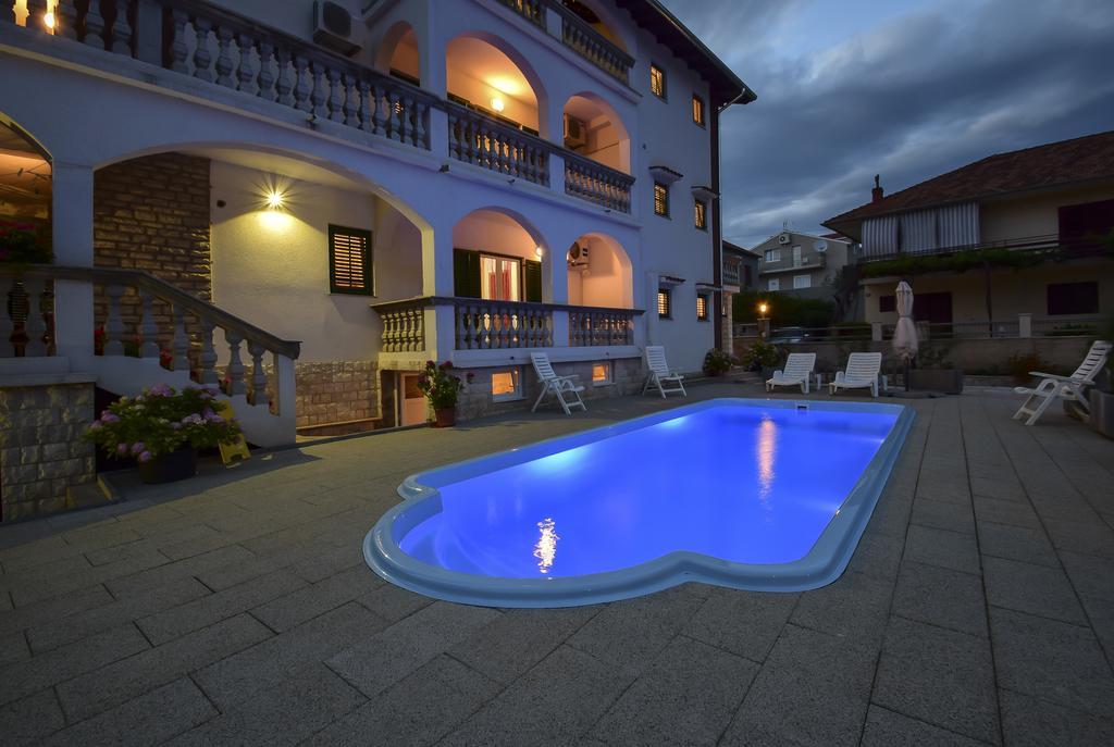 Apartments Jonjic Vodice Exterior photo